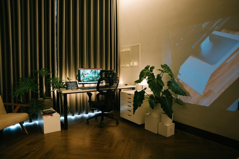 Creating a Cozy and Inviting Home Office: Practical Tips for Comfort